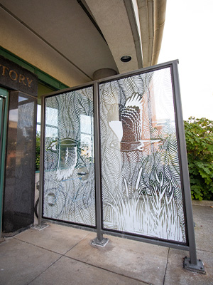 murals infront of Jahn laboratory